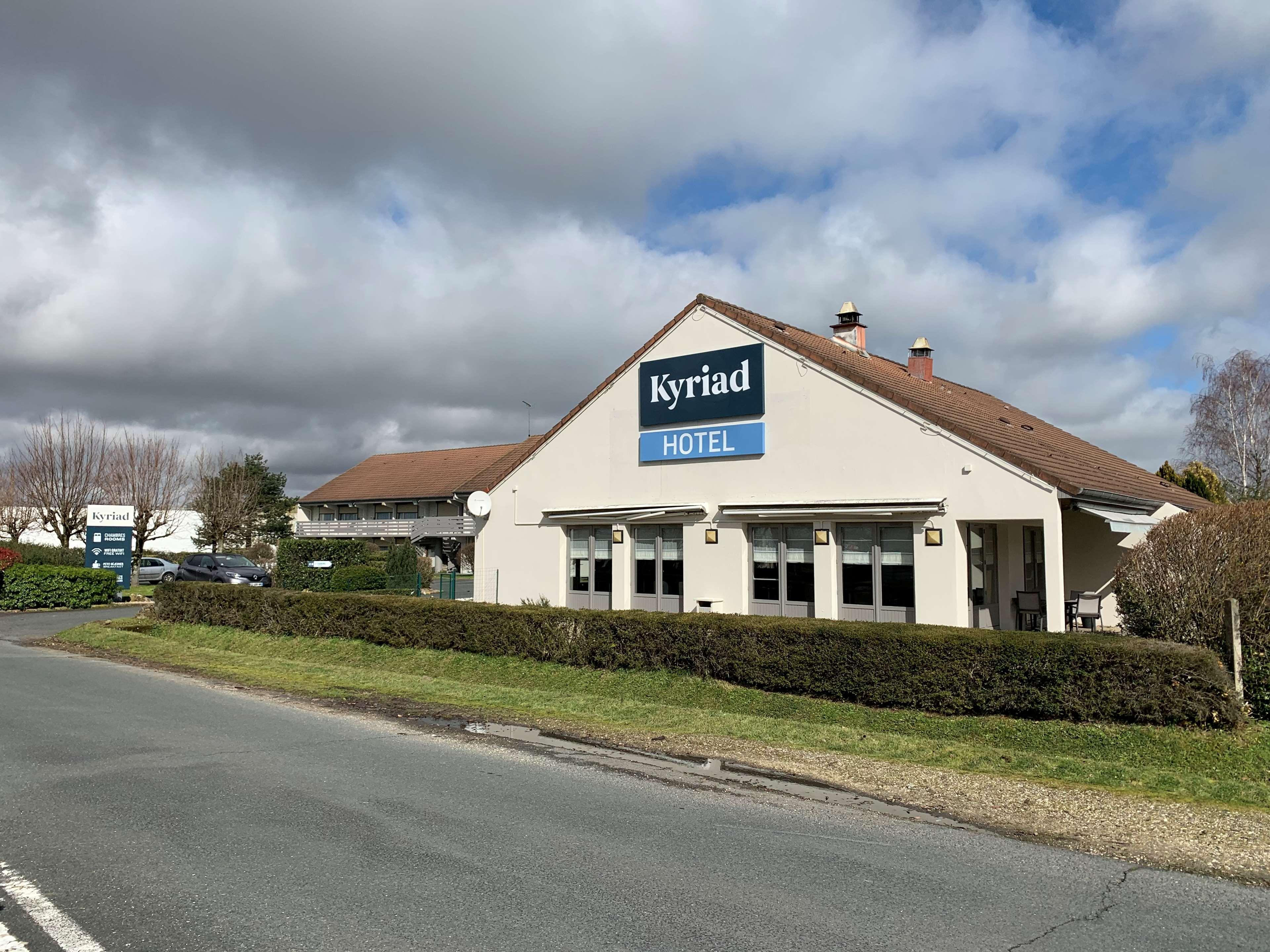 Kyriad Châteauroux - Saint-Maur Exterior foto