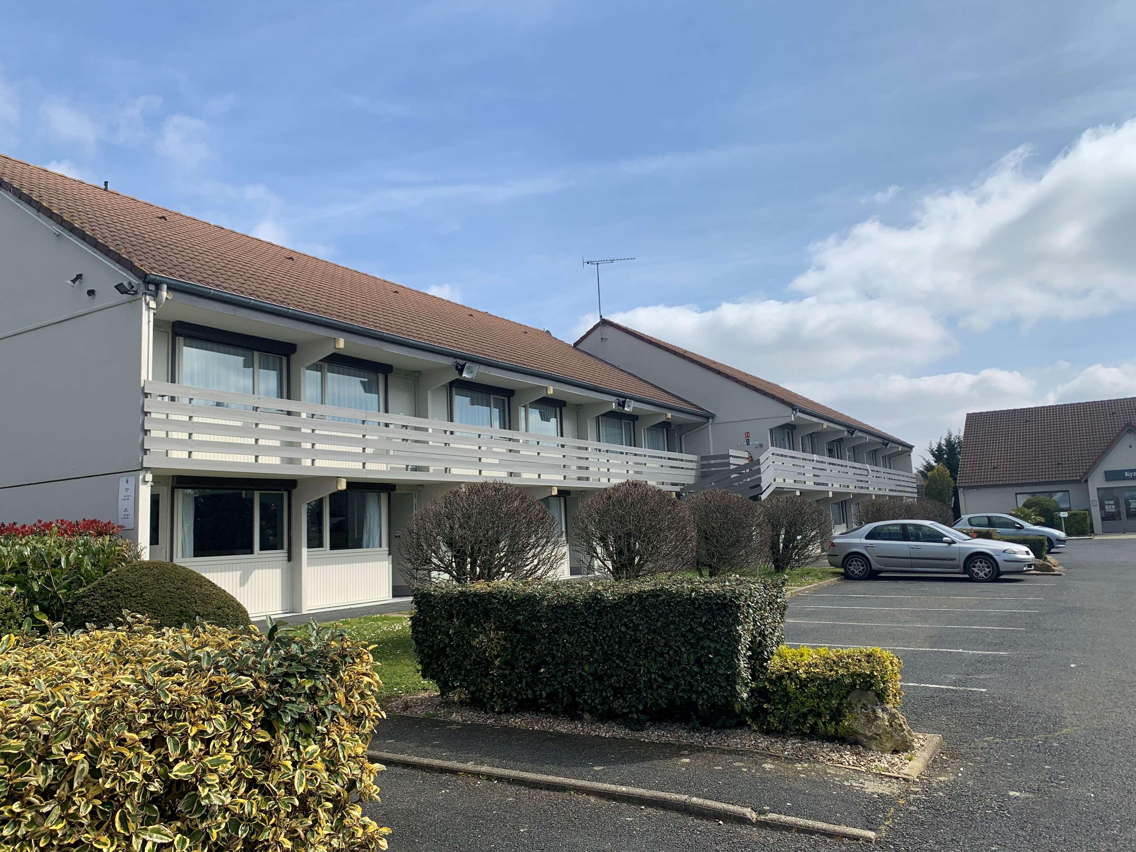 Kyriad Châteauroux - Saint-Maur Exterior foto